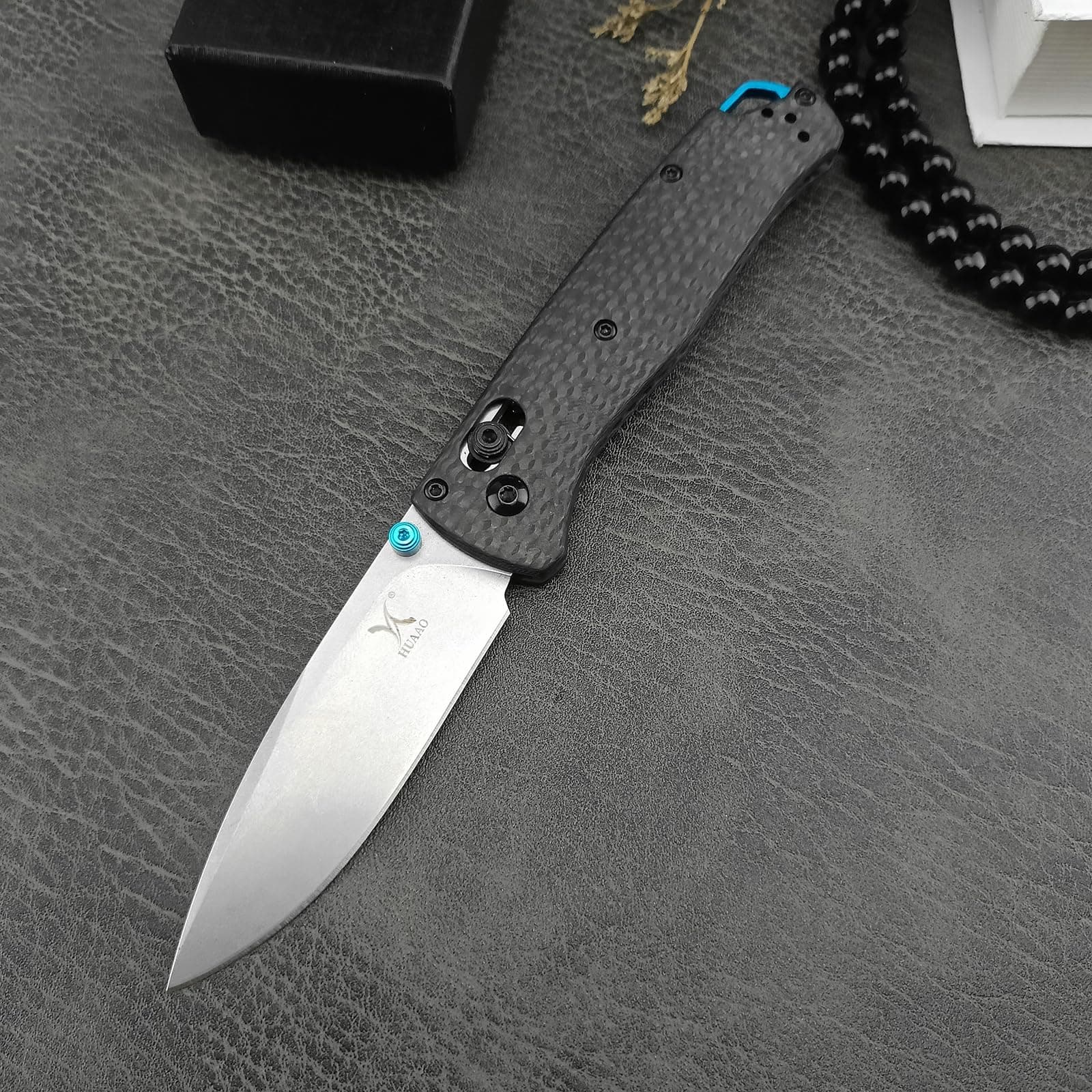 Folding Pocket Knife with D2 Steel Blade and Carbon Fiber Handle