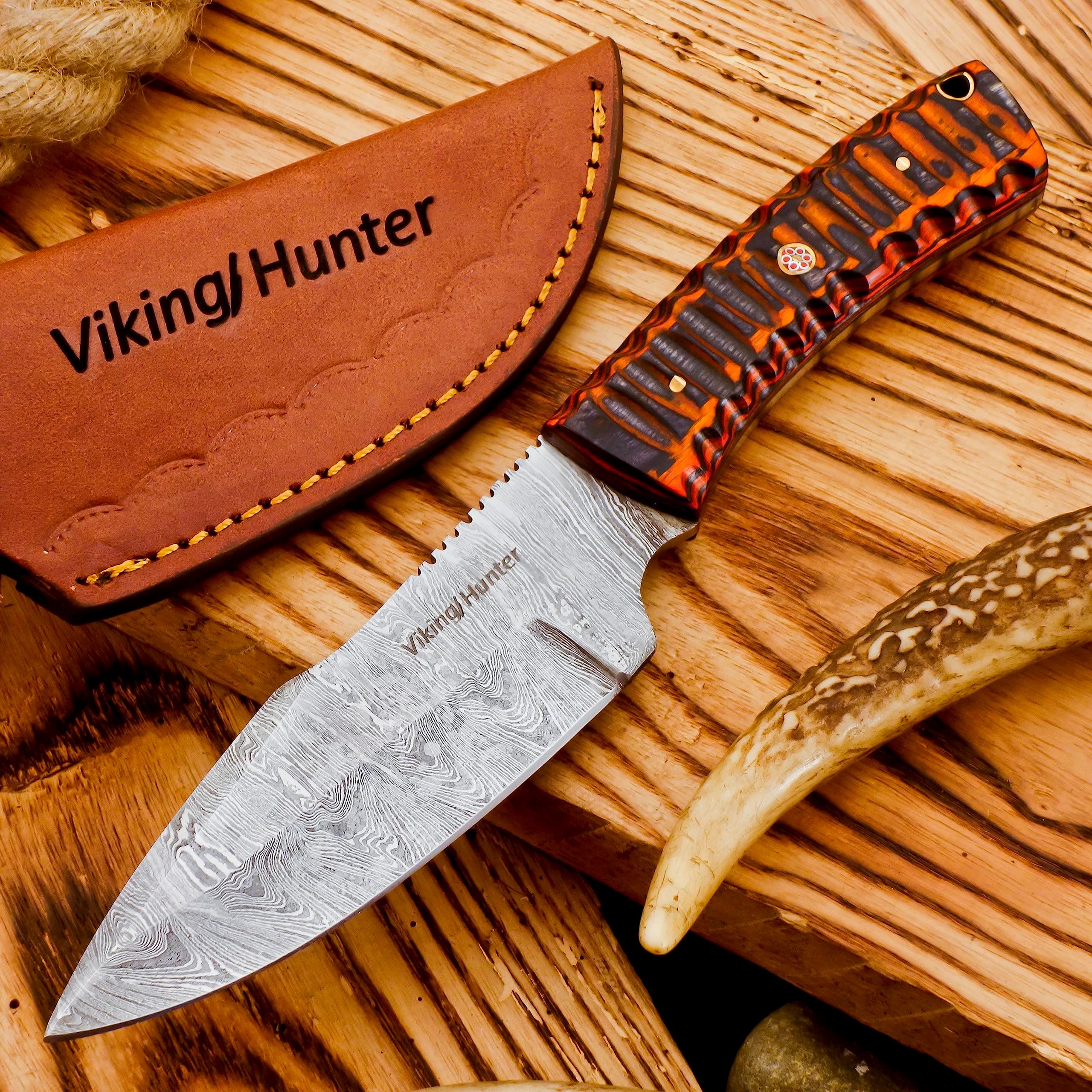 Predator Hunter 9" Damascus Steel Fixed Blade Skinning Knife (Exotic Wood Handle)