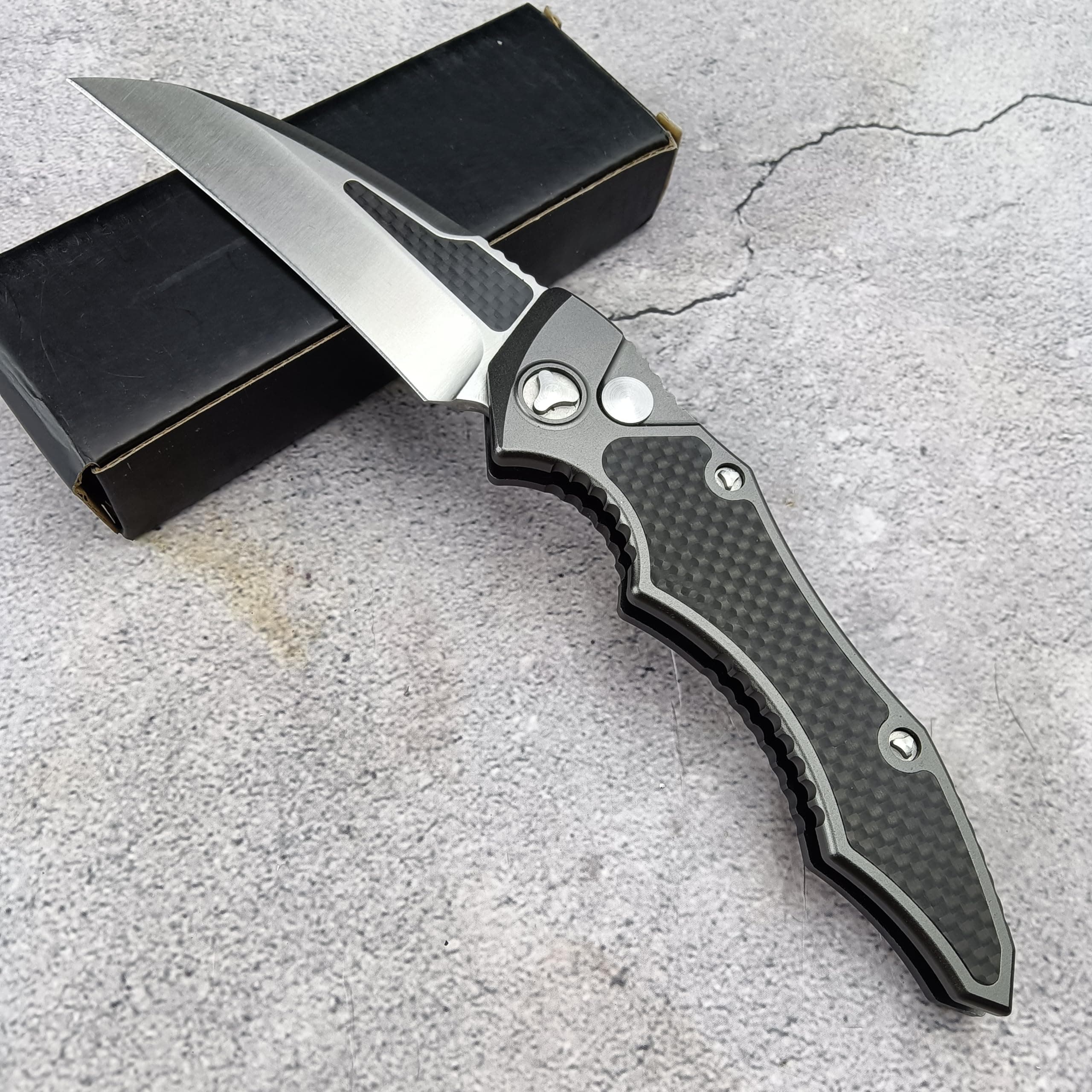 8.9'' Button Lock Folding Pocket Knife, D2 Blade Steel, Carbon Fiber Handle, Gray, EDC for Camping and Hunting